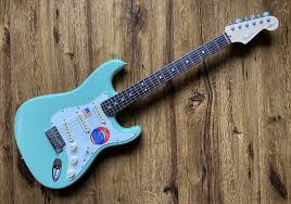 Electric Guitar - Fender Stratocaster